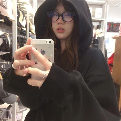 财富、年轻和美貌